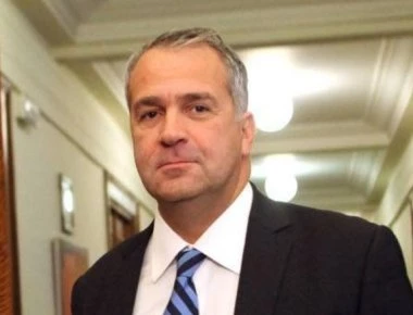 «Η τραγωδία που ζούμε αυτά τα τέσσερα χρόνια τελειώνει σύντομα» δηλώνει ο Βορίδης